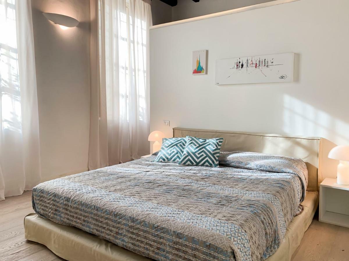 Luxrent Apartment Castello Turin Exterior foto